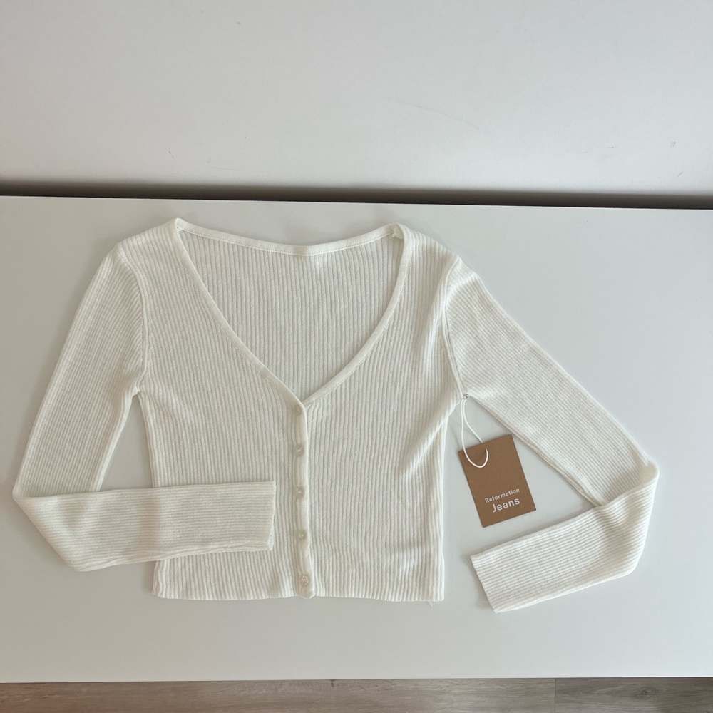 NWT Reformation Ribbed V-Neck Cardigan